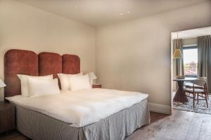 first hotel grims grenka