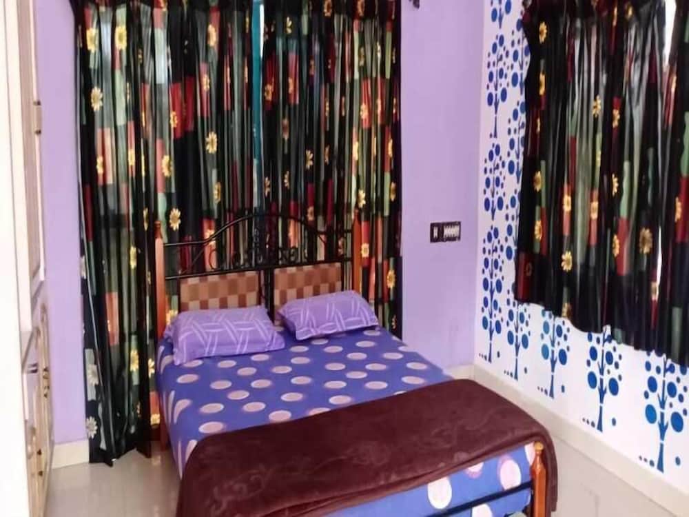 chandrika guest house