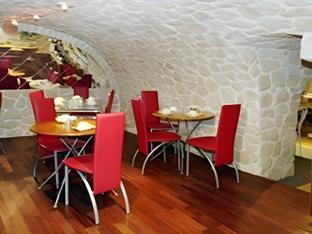 hotel hauteville opera