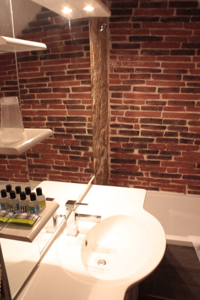 hotel hauteville opera