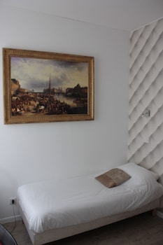 hotel hauteville opera