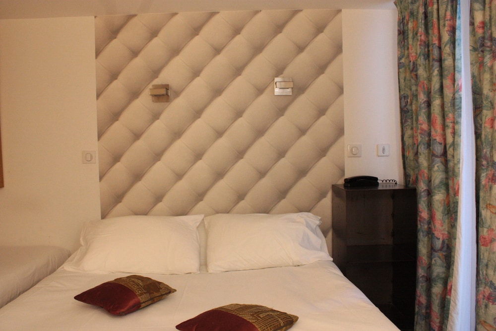 hotel hauteville opera