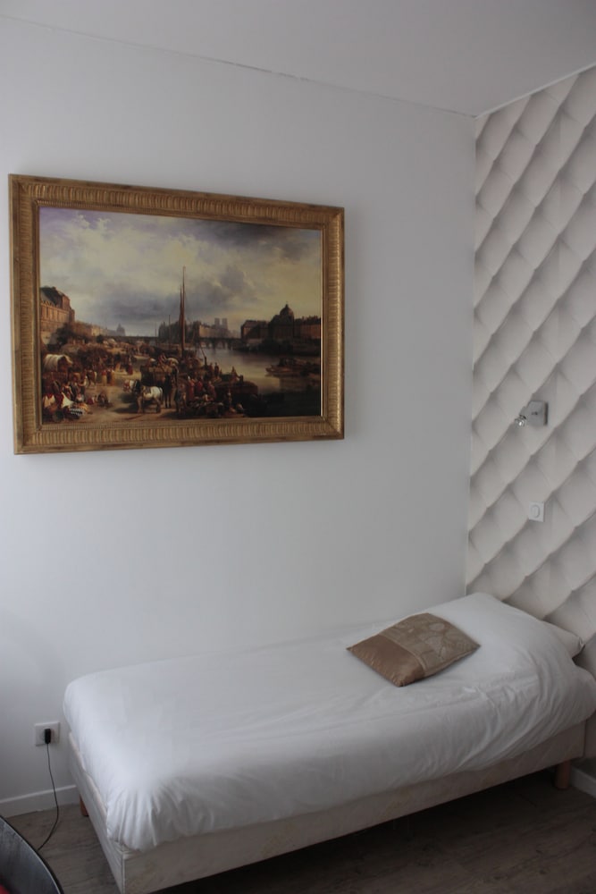 hotel hauteville opera