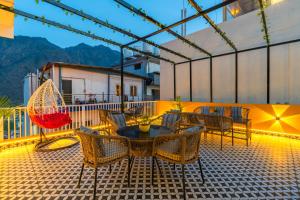 the social stays rishikesh