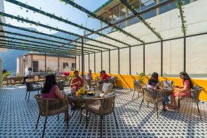 the social stays rishikesh