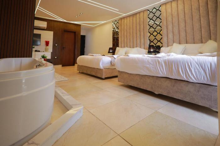 the muse pyramids inn