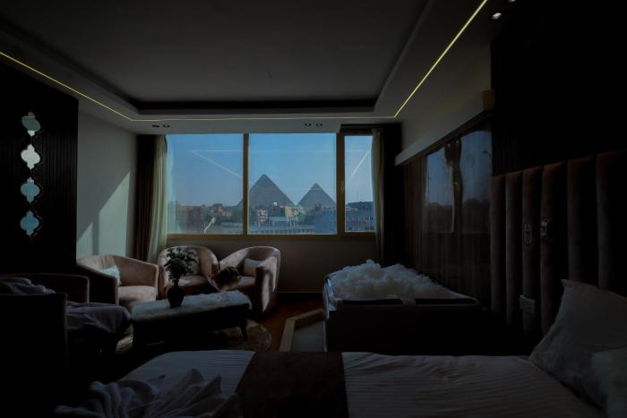the muse pyramids inn