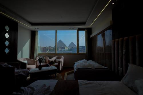 the muse pyramids inn