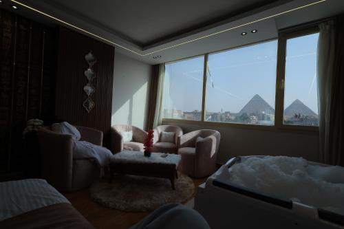 the muse pyramids inn