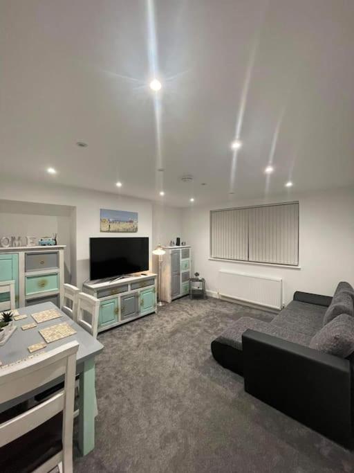 scottish stunning stay with free parking