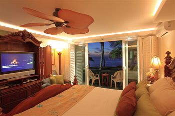 hotel coral reef