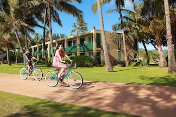 hotel coral reef