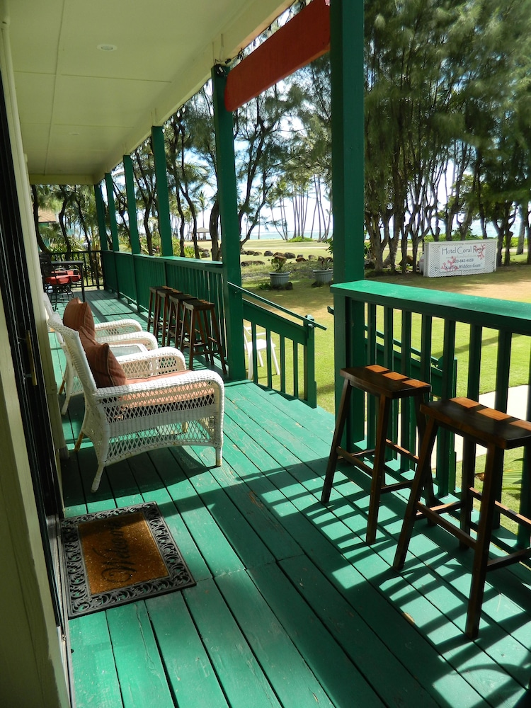 hotel coral reef