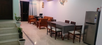 room in bandb bed and breakfast cum home stay