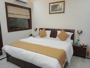 room in bandb bed and breakfast cum home stay