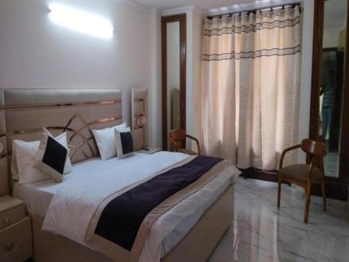 room in bandb bed and breakfast cum home stay
