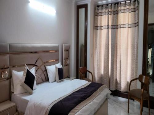 room in bandb bed and breakfast cum home stay