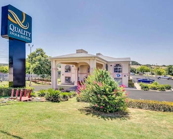 quality inn and suites