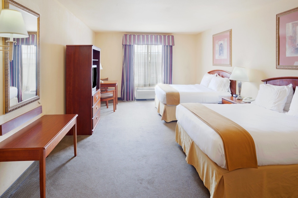 holiday inn express hotel and suites kerrville by ihg