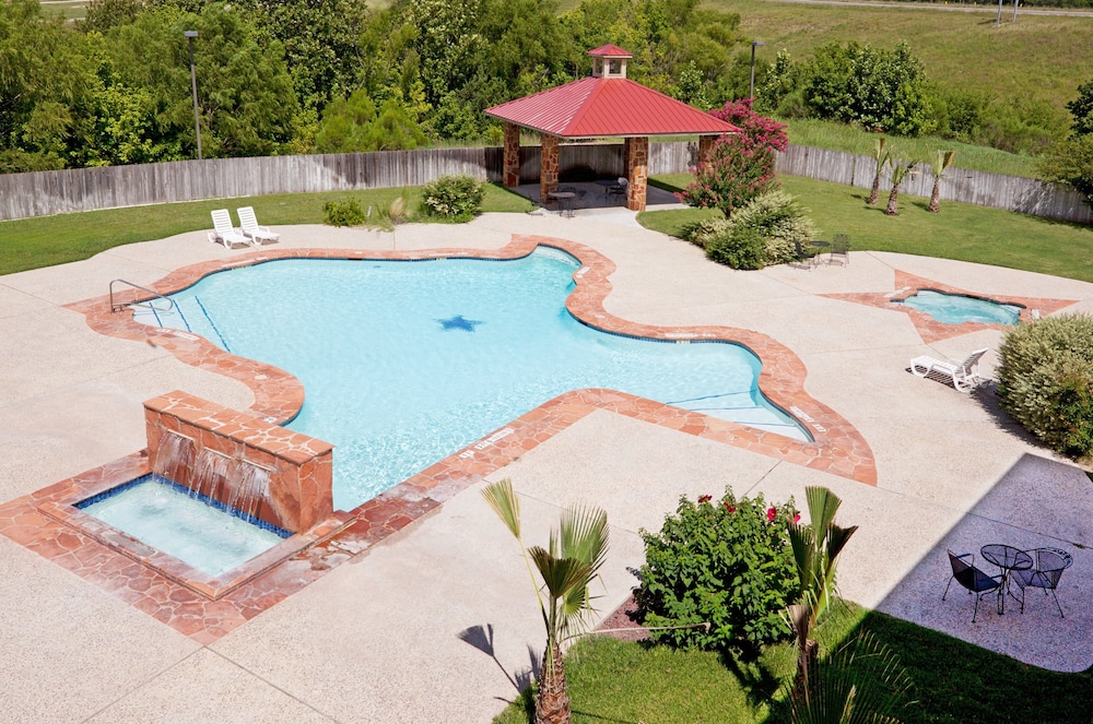 holiday inn express hotel and suites kerrville by ihg