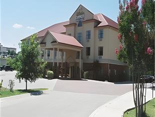 holiday inn express hotel and suites kerrville by ihg