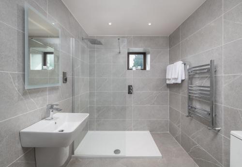 killarney heights hotel
