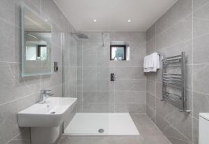 killarney heights hotel