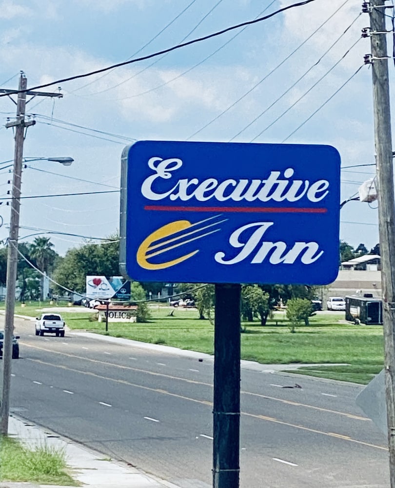 executive inn kingsville