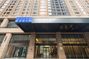 mossaz mana mana suites kuala lumpur