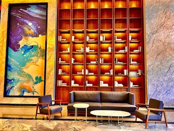mossaz mana mana suites kuala lumpur