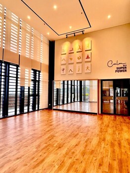 mossaz mana mana suites kuala lumpur