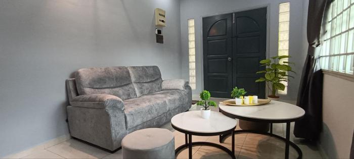 ipoh garden east homestay by grab a stay