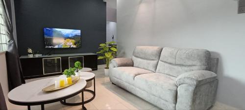 ipoh garden east homestay by grab a stay