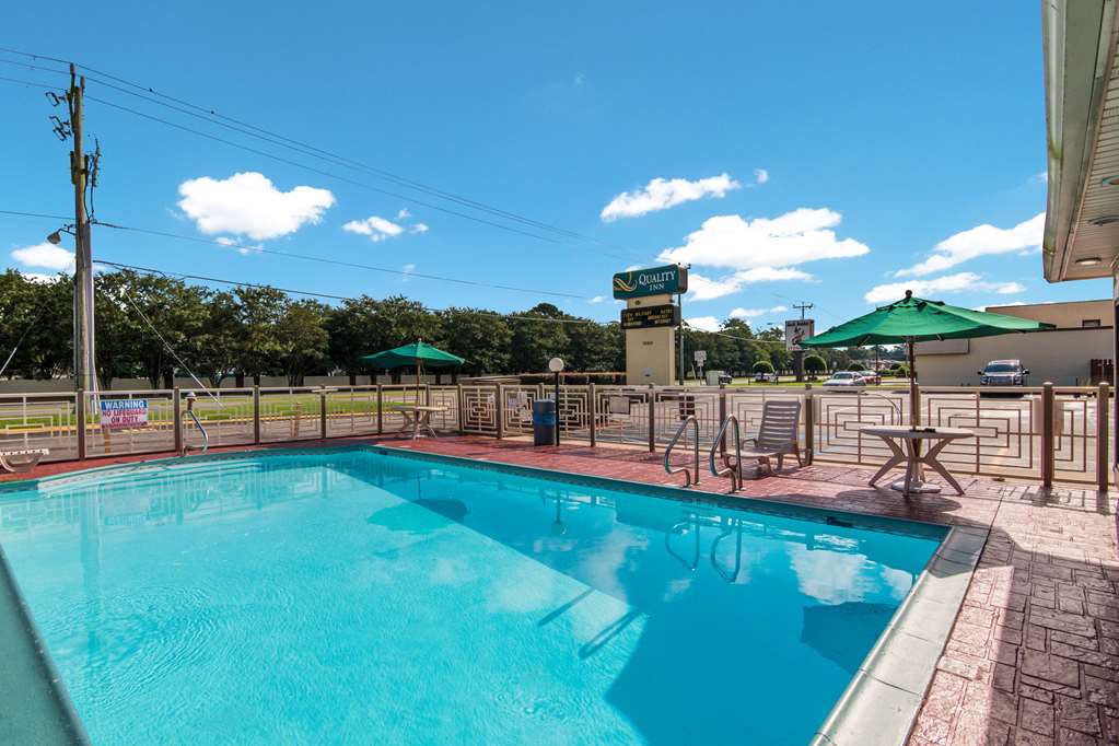 quality inn little creek