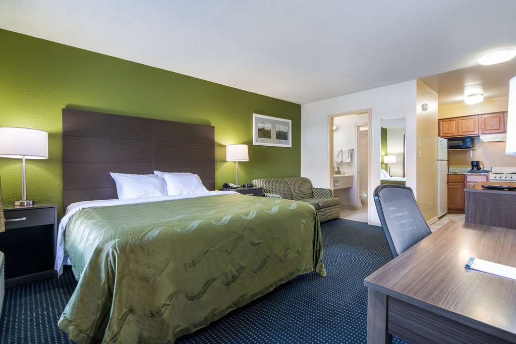 quality inn little creek