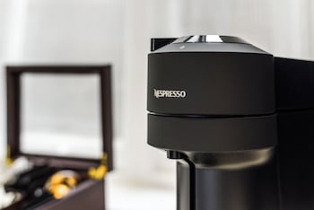 avari apartments grays collection