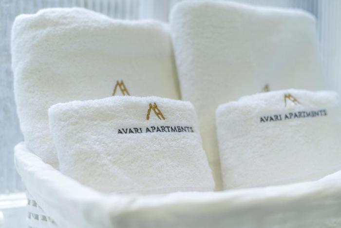 avari apartments grays collection