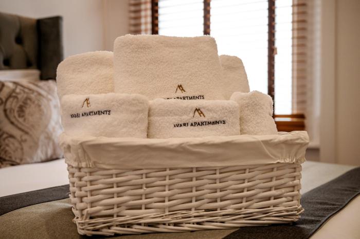 avari apartments grays collection