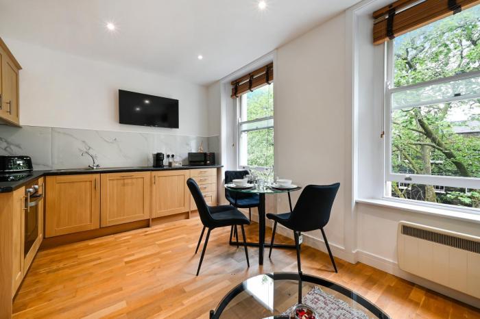 avari apartments grays collection