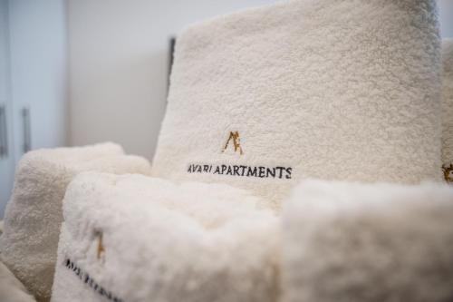 avari apartments grays collection