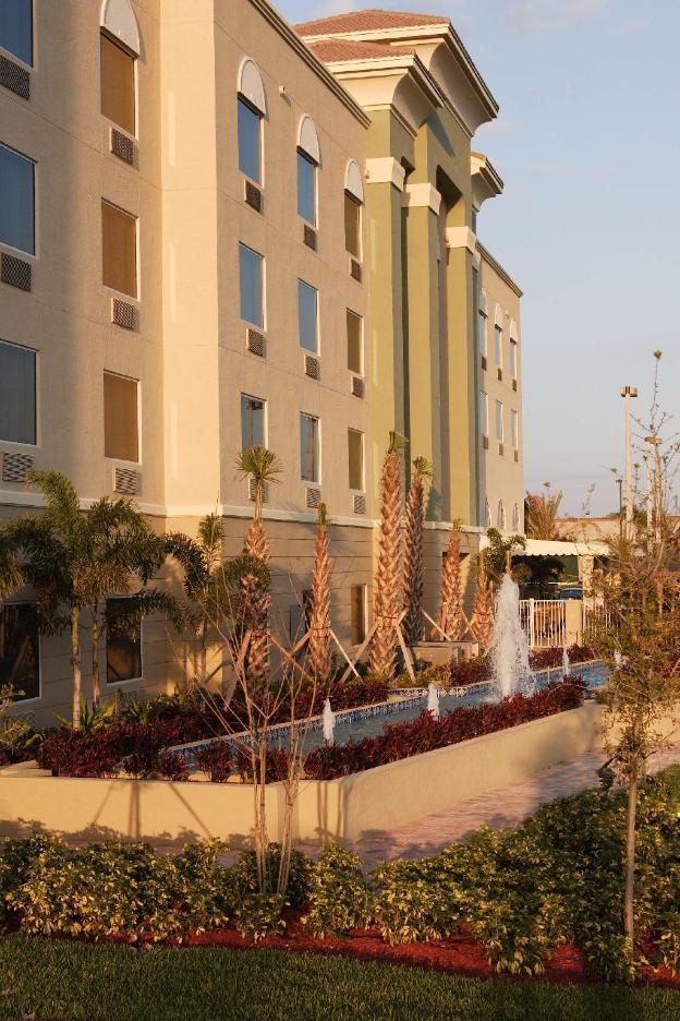 hampton inn and suites wellington