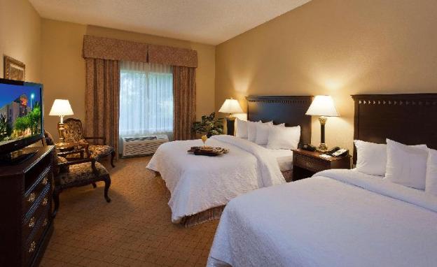 hampton inn and suites wellington