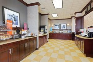 hampton inn and suites wellington