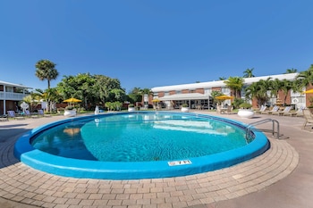 best western palm beach lakes