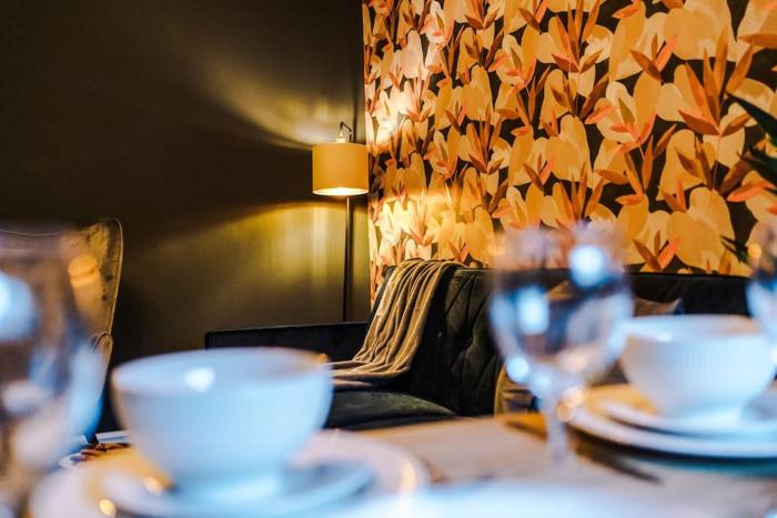 salford sanctuary 5 bed house