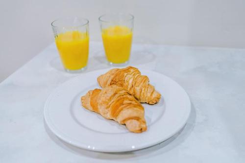 salford sanctuary 5 bed house