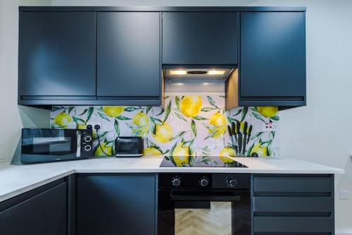 salford sanctuary 5 bed house