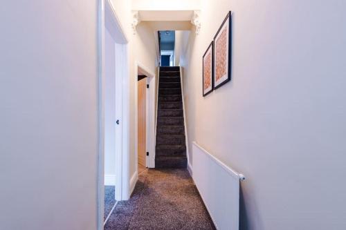 salford sanctuary 5 bed house