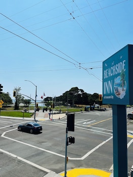 Beachside Inn,119 L St,2 star
