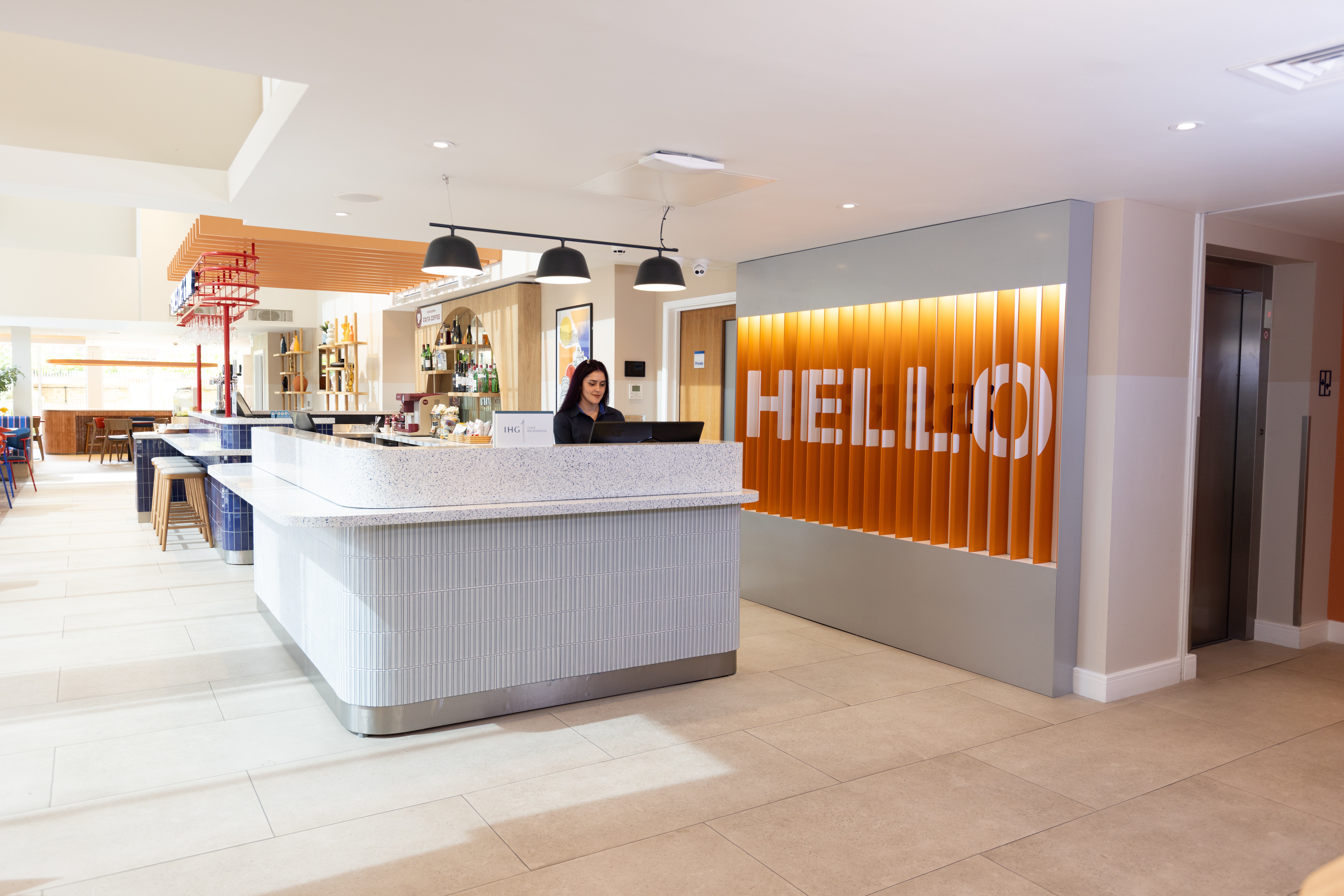 holiday inn express windsor by ihg